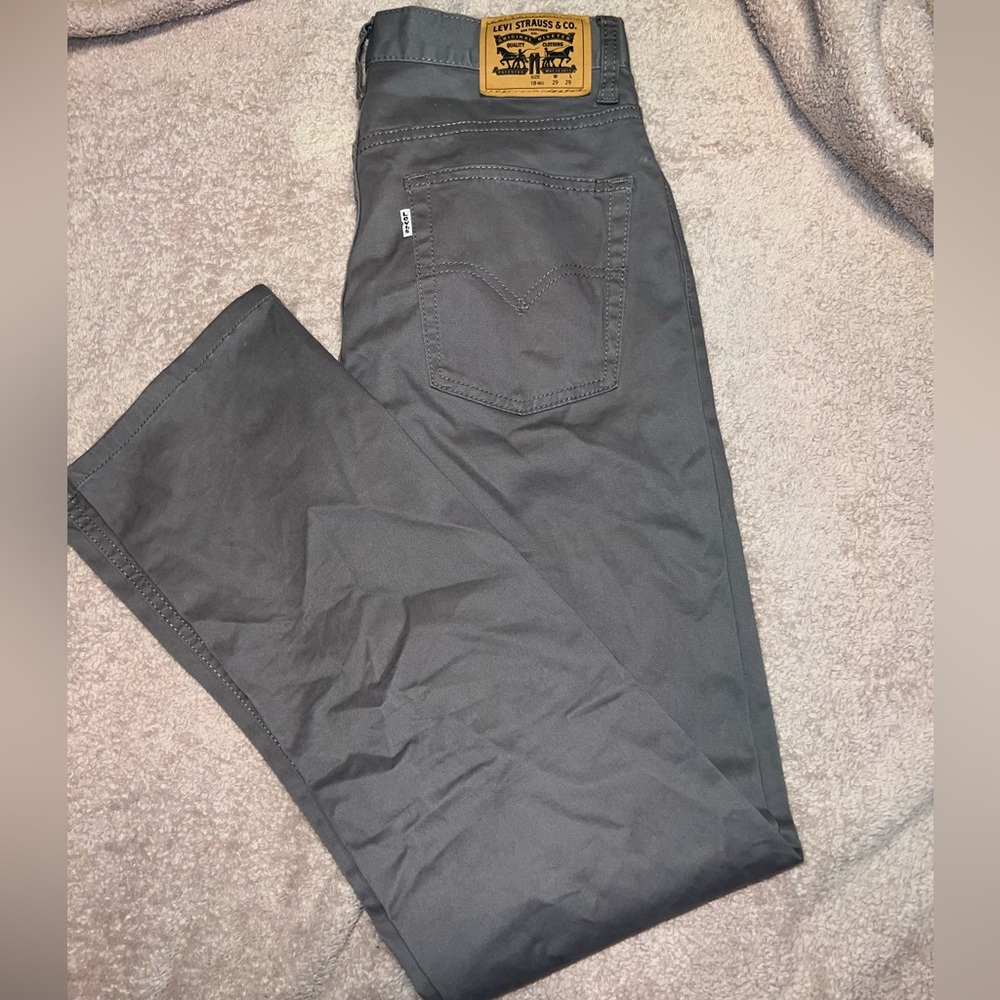 Levi’s pants